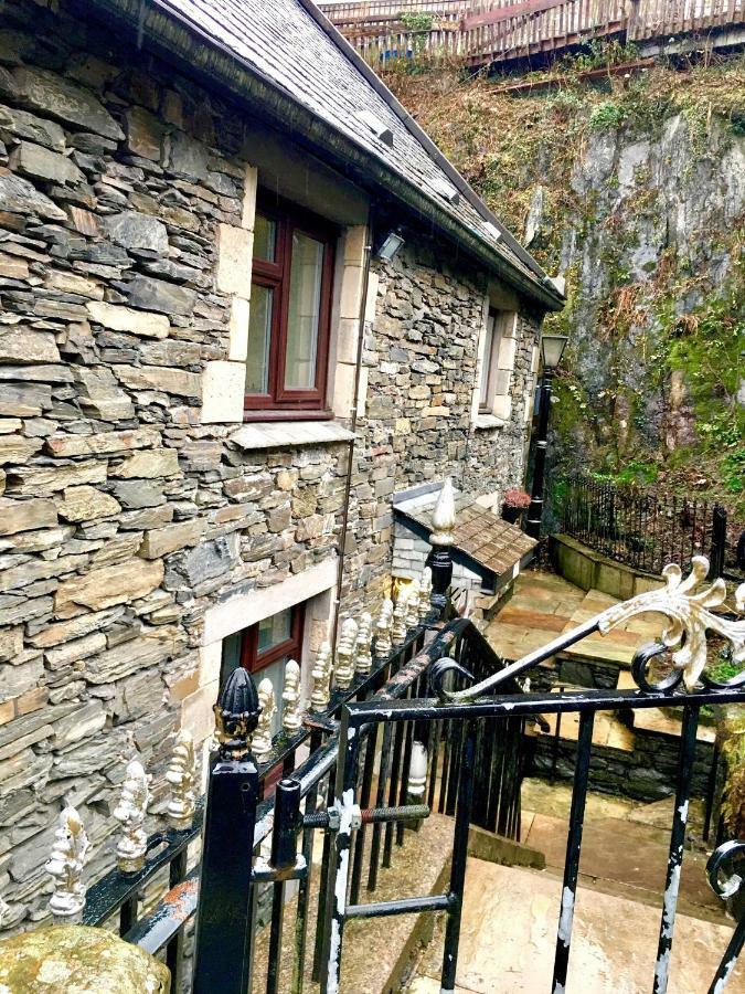 Honeypot Cottage In Centre Of Bowness ภายนอก รูปภาพ